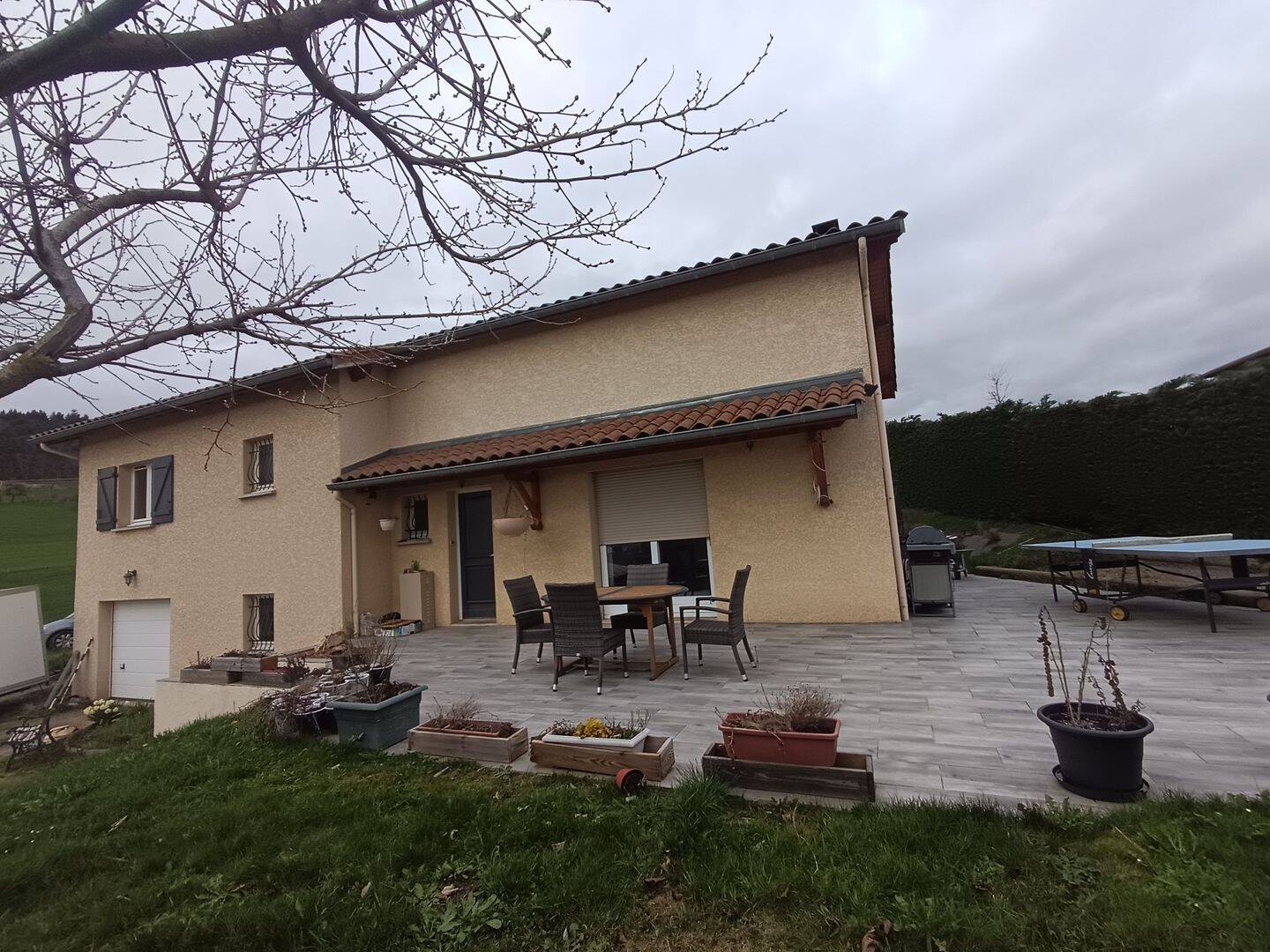 Maison 9 pièces 163 m² · à Pomeys · 163 m² · 360 000 €