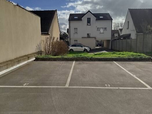 Parking à vendre 5 500 € Mairie Sainte-Geneviève-des-Bois 91700