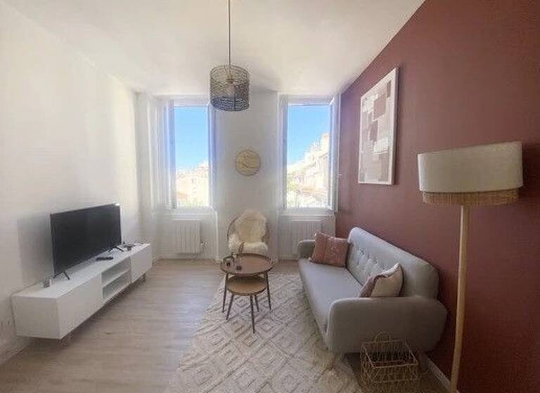 Appartement à louer 650 € 2 pièces 1<br/>chambre 15 m²<br/>superficie Val Notre Dame-La Tour Billy Argenteuil 95100
