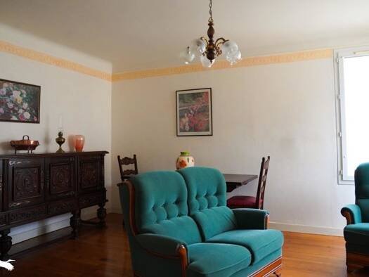 Maison de plain-pied à vendre 106 880 € 5 pièces 4 chambres 115 m² 1 844 m² de terrain Leyme 46120