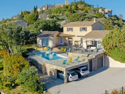 Maison à vendre 650 000 € 10 pièces 5 chambres 120 m² Saint-Julien 83560