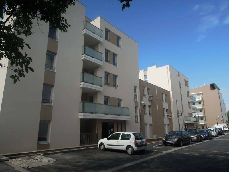 Appartement 2 pièces 38 m² · à Décines-Charpieu · 38 m² · 690 €