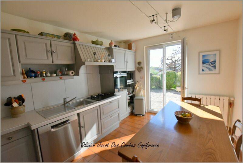 Maison 7 pièces 215 m² · à Lure · 215 m² · 260 000 €
