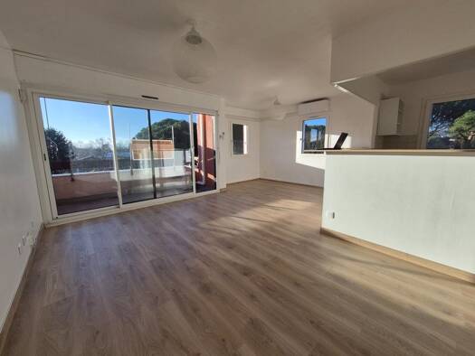 Appartement à vendre 247 000 € 4 pièces 3 chambres 80 m² Étage 2/2 Fontanelles Castanet-Tolosan 31320