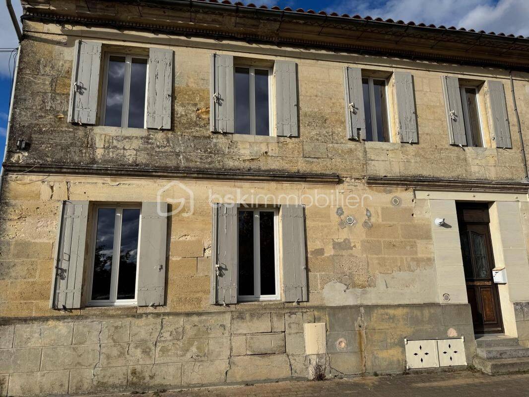 Maison 5 pièces 152 m² · à Les Artigues-de-Lussac · 152 m² · 191 700 €