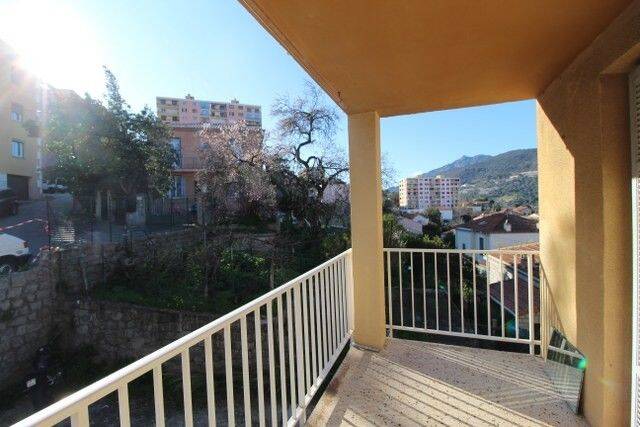 Appartement 2 pièces 33 m² · à Ajaccio · 33 m² · 695 €/mois