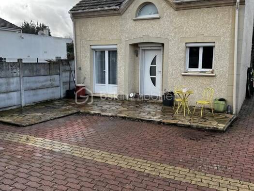Maison à vendre 329 500 € 4 pièces 3 chambres 90 m² Le Plessis-Pâté 91220