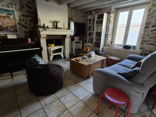 Maison à vendre 197 980 € 6 pièces 5 chambres 145 m² 658 m² de terrain Louplande 72210