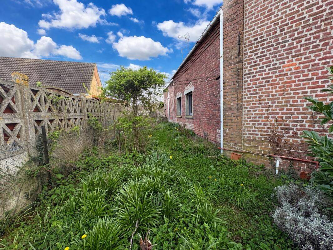 Maison 5 pièces 160 m² · à Moncheaux · 160 m² · 299 000 €
