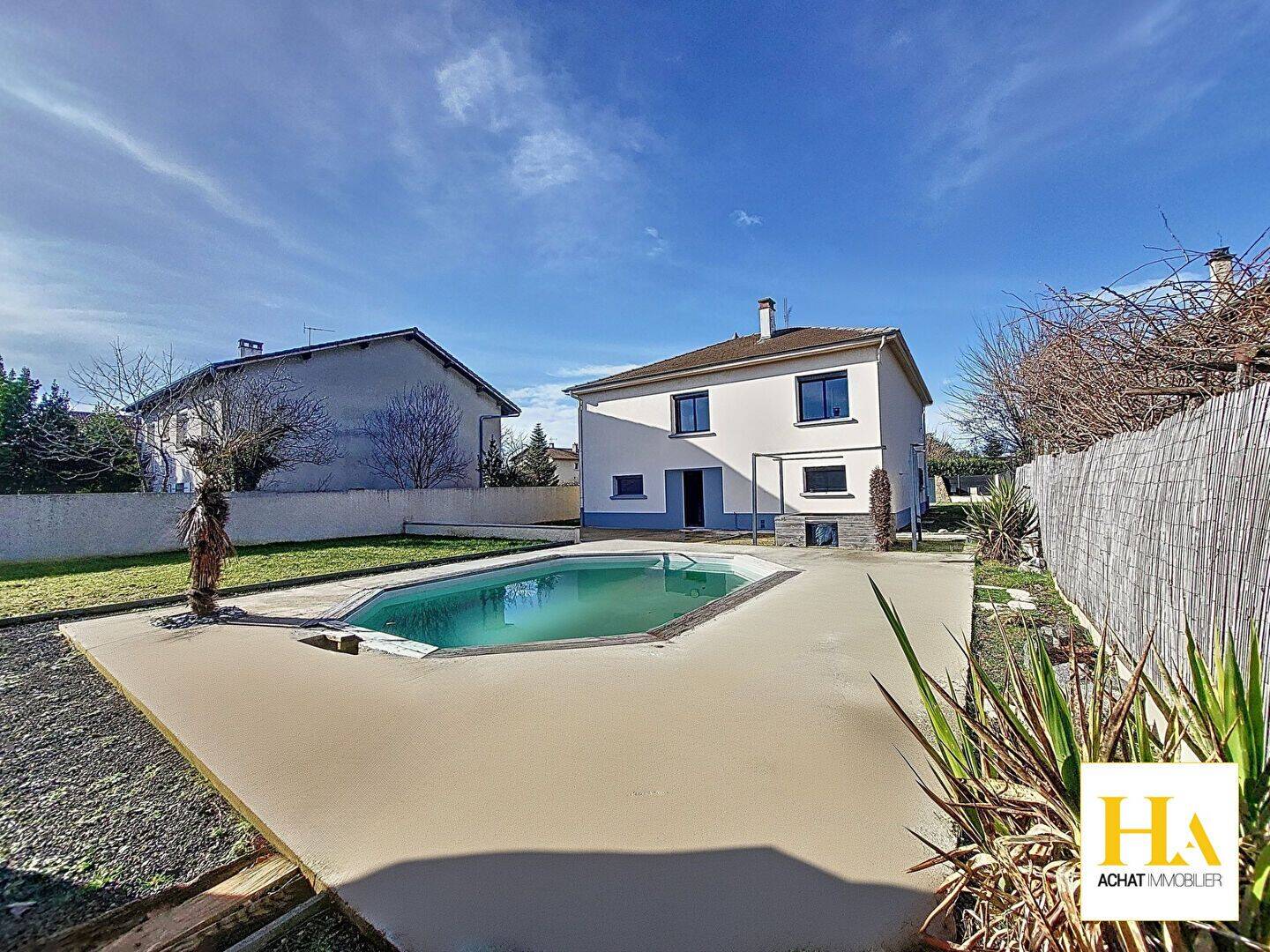 Maison 5 pièces 127 m² · à Chatuzange-le-Goubet · 127 m² · 350 000 €