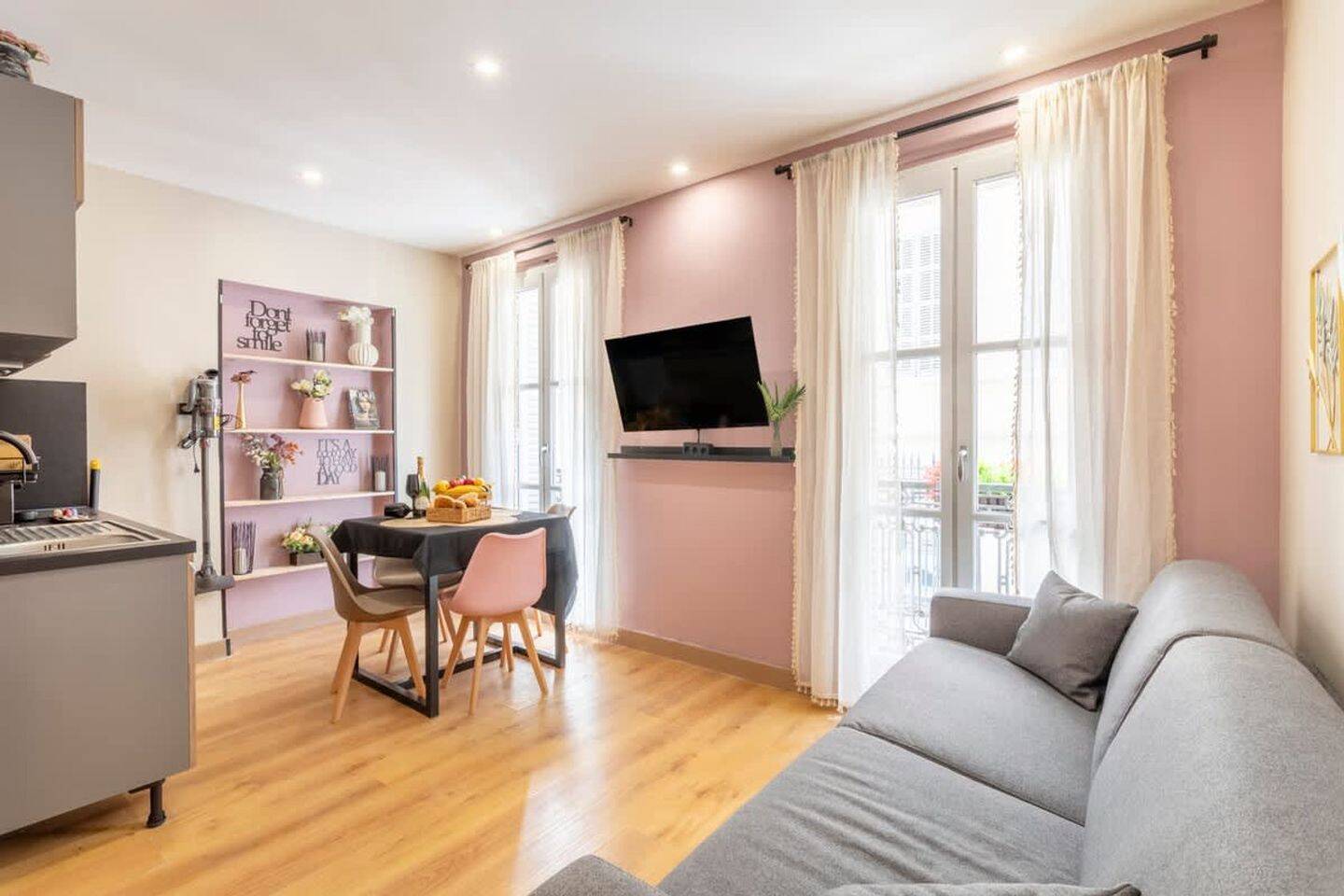 Appartement 2 pièces 27 m² · à Marseille 6ème Arrondissement · 27 m² · 2 048 €