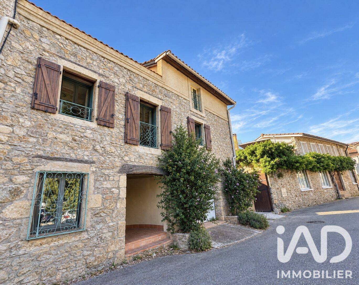 Maison 6 pièces 190 m² · à Saint-Pierre-de-Bœuf · 190 m² · 265 000 €