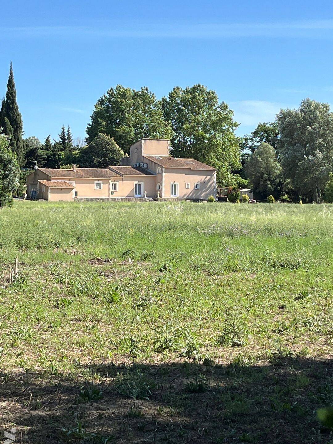 Maison 10 pièces 333 m² · à Tarascon · 333 m² · 892 500 €