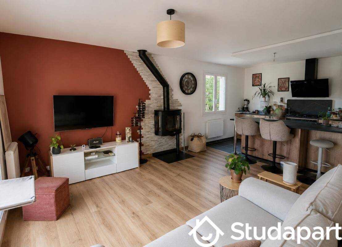 Appartement 1 pièce 10 m² · à Sandillon · 10 m² · 450 €