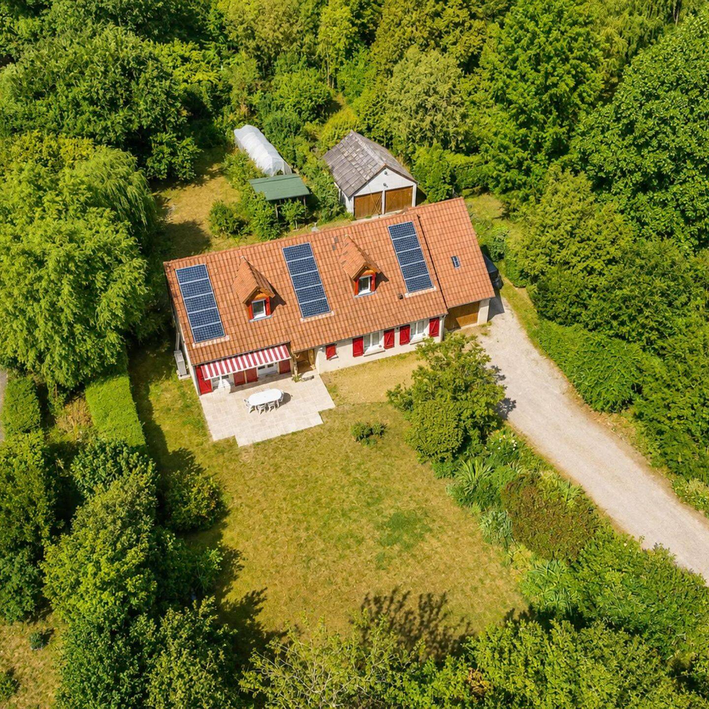 Maison 6 pièces 140 m² · à Savigné-l'Évêque · 140 m² · 279 000 €