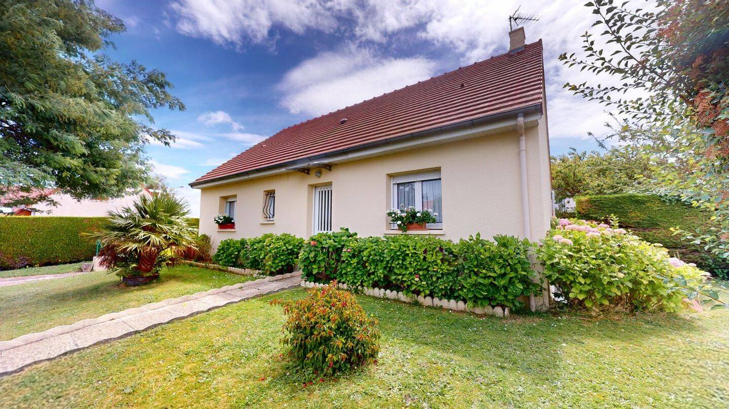 Maison 5 pièces 93 m² · à Courseulles-sur-Mer · 93 m² · 353 000 €