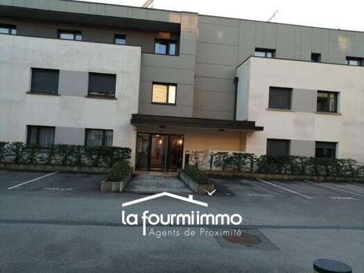 Appartement à vendre 288 000 € 4 pièces 2 chambres 76 m² RDC Chaprais - Cras Besançon 25000