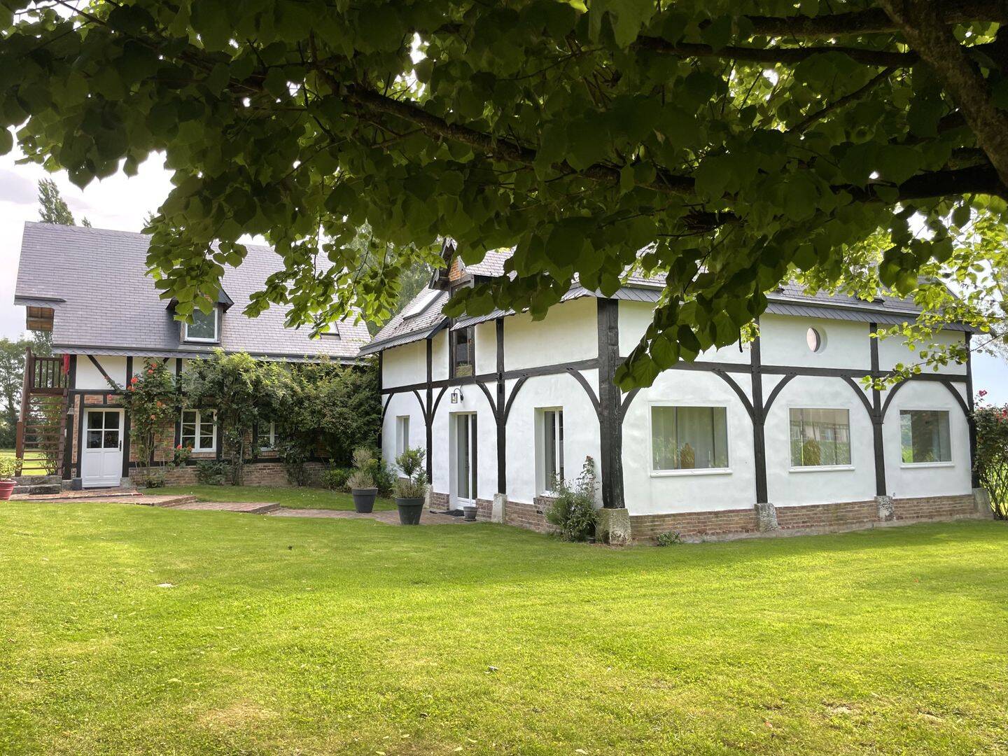 Maison 8 pièces 238 m² · à La Feuillie · 238 m² · 480 000 €