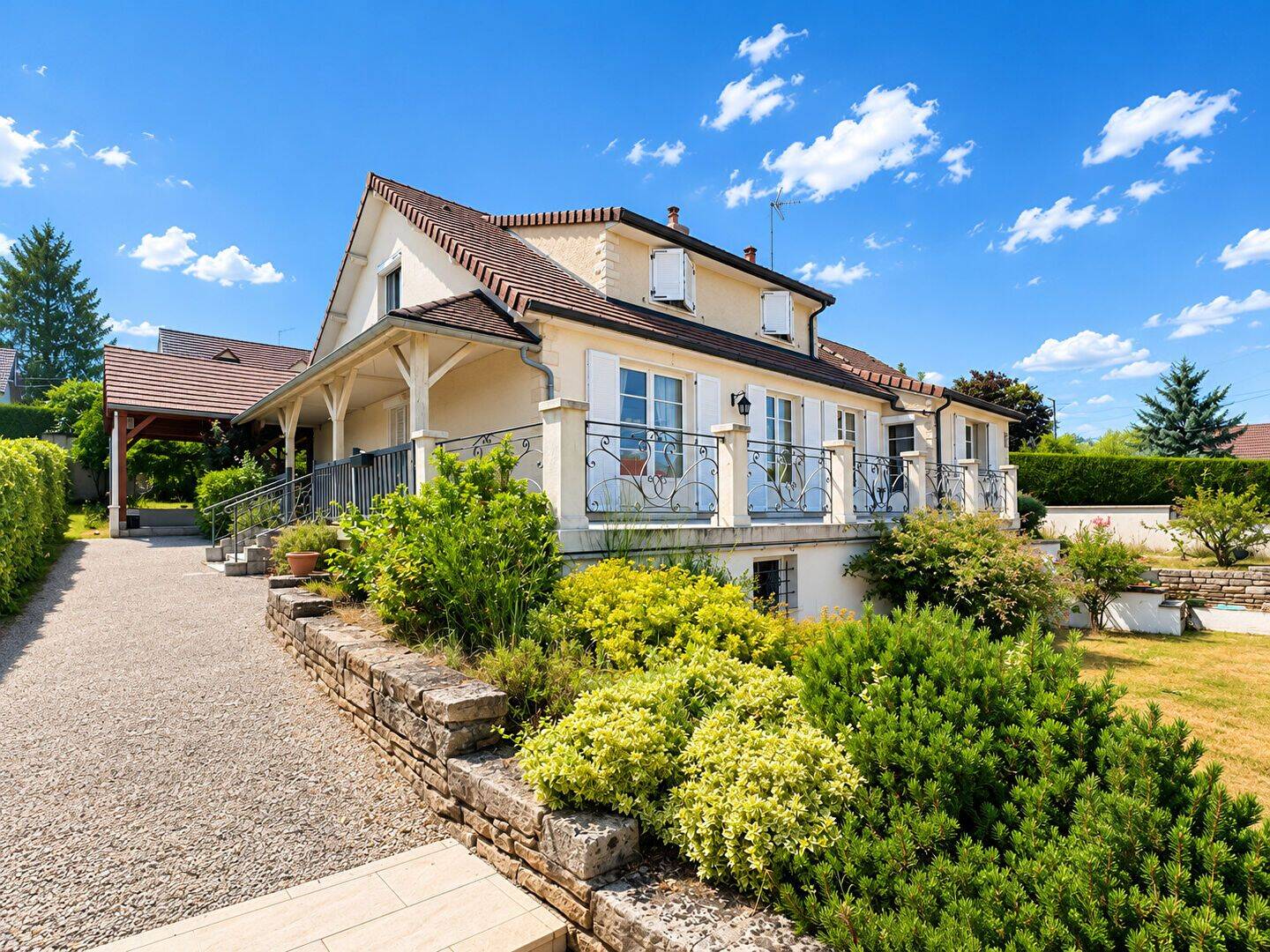 Maison 5 pièces 158 m² · à Beaune · 158 m² · 309 000 €