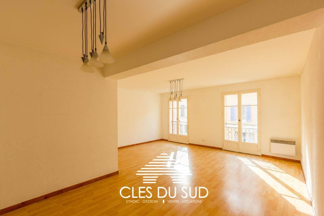 Appartement 5 pièces 99 m² · à La Garde · 99 m² · 890 €/mois