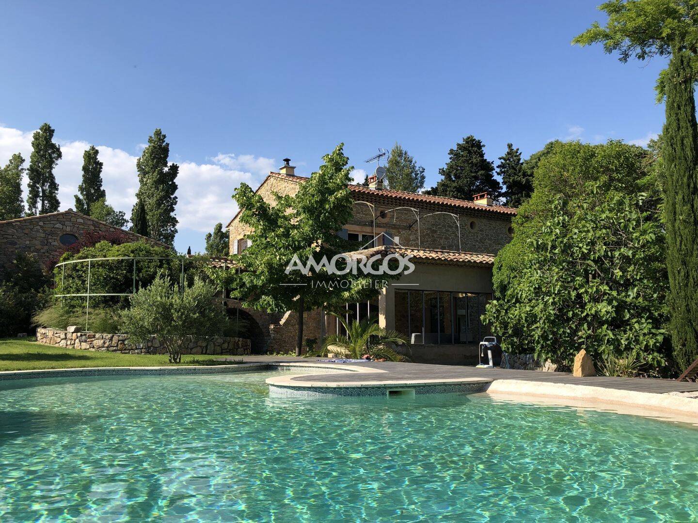 Maison 15 pièces 390 m² · à Le Beausset · 390 m² · 1 190 000 €