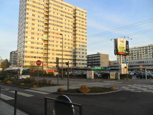 Appartement à vendre 119 900 € 4 pièces 3 chambres 82 m² Étage 4/16 Nancy 54000