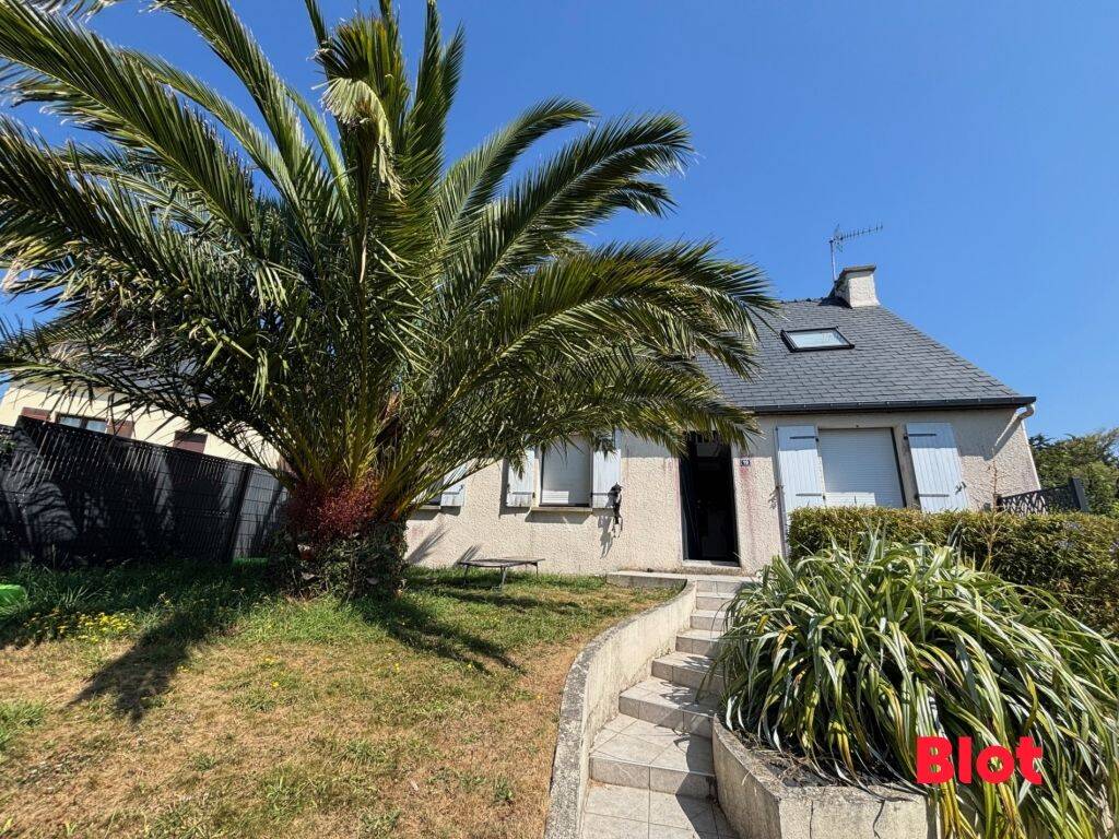 Maison 5 pièces 122 m² · à Bourg-Blanc · 122 m² · 1 200 €