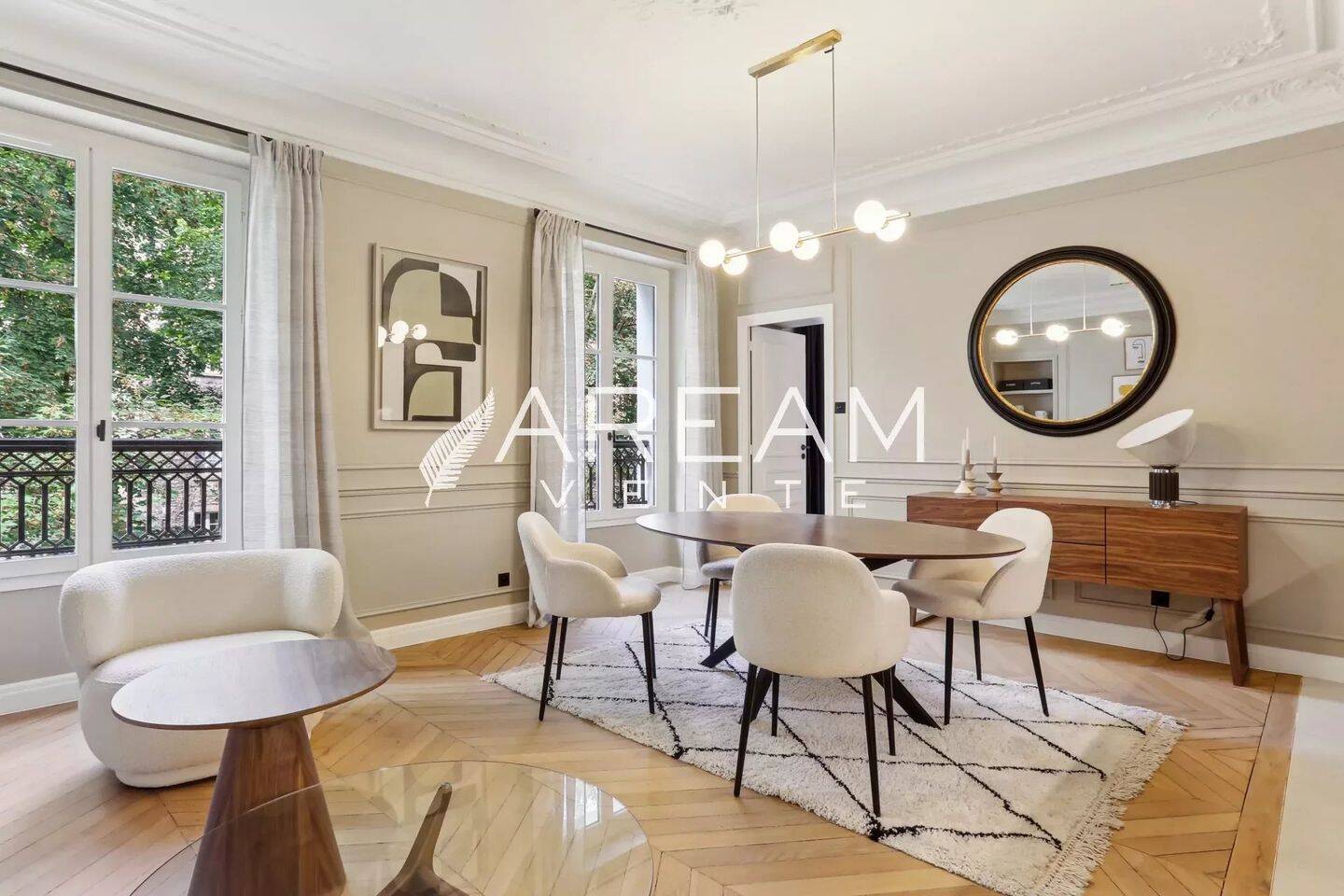 Appartement 3 pièces 70 m² · à Paris 8ème Arrondissement · 70 m² · 1 350 000 €