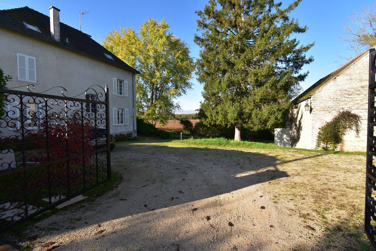 Maison 8 pièces 212 m² · à Beaune · 212 m² · 450 000 €