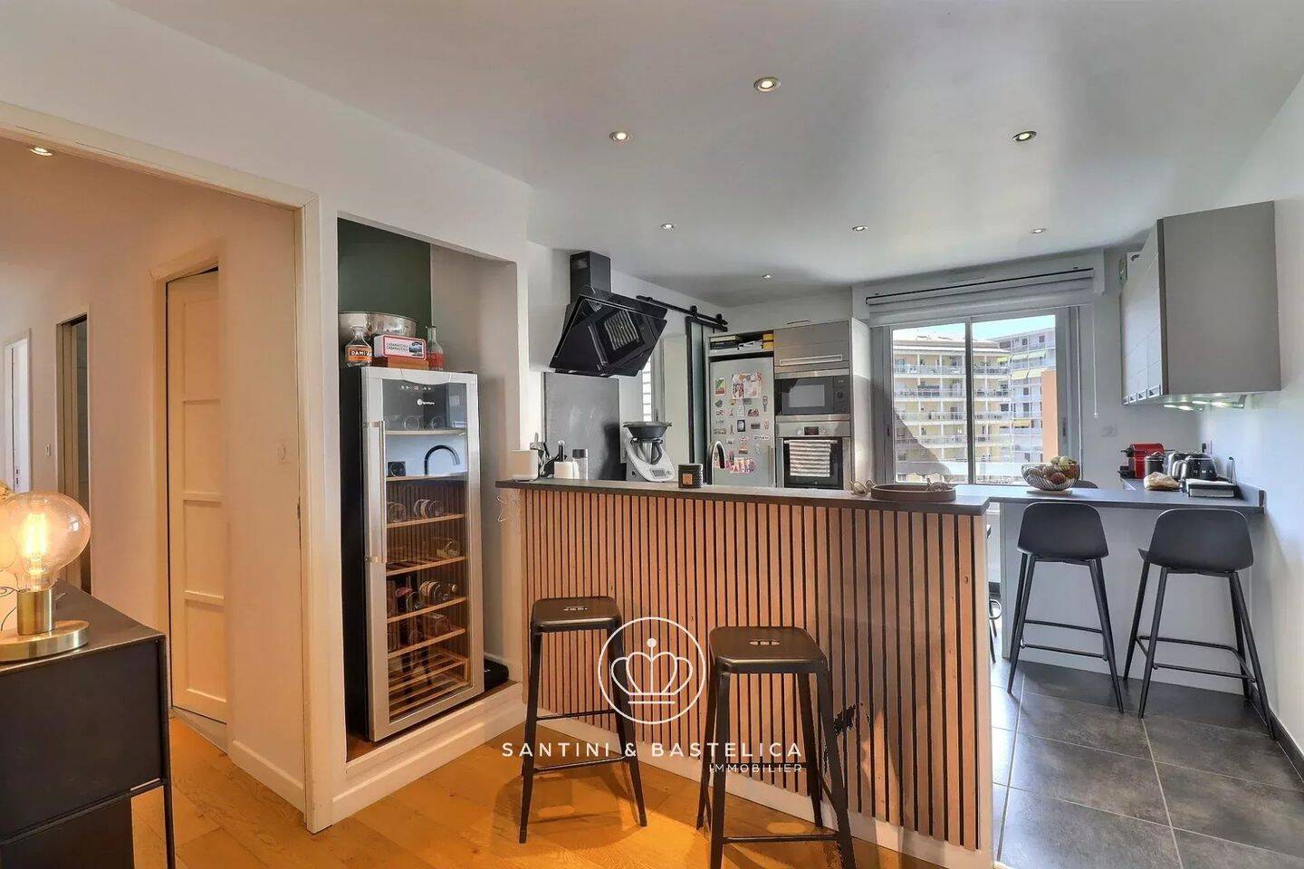 Appartement 4 pièces 93 m² · à Ajaccio · 93 m² · 336 000 €