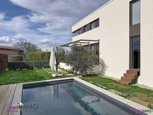 Villa à vendre 750 000 € 5 pièces 3 chambres 180 m² 1 224 m² de terrain Zone Habitat Diffus Chaponost 69630