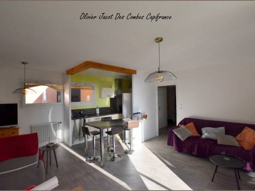 Appartement à vendre 159 600 € 4 pièces 3 chambres 86 m² Étage 1/3 Mont-Barres Belfort 90000