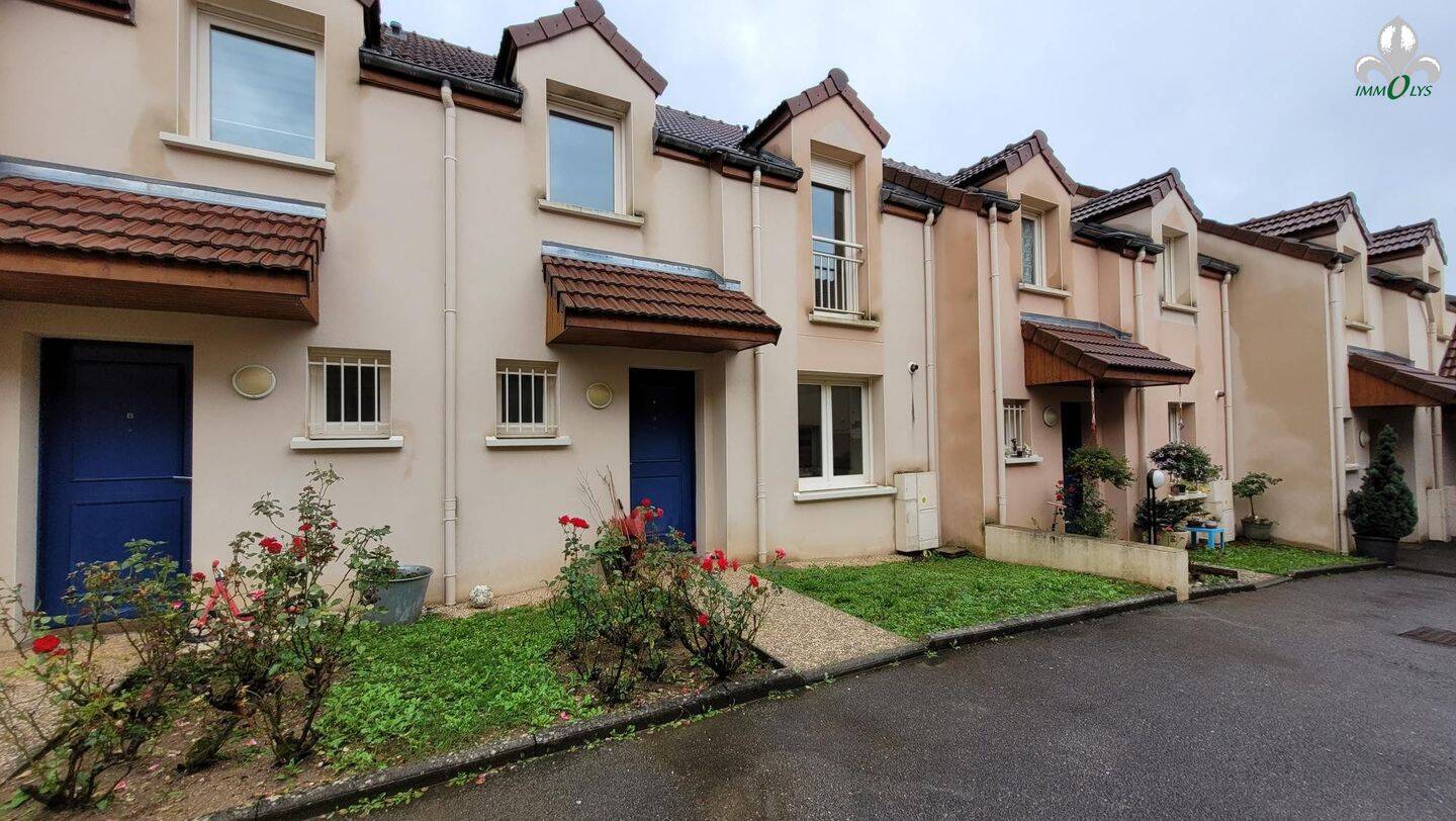 Maison 4 pièces 105 m² · à Plombières-lès-Dijon · 104,6 m² · 1 040 €/mois