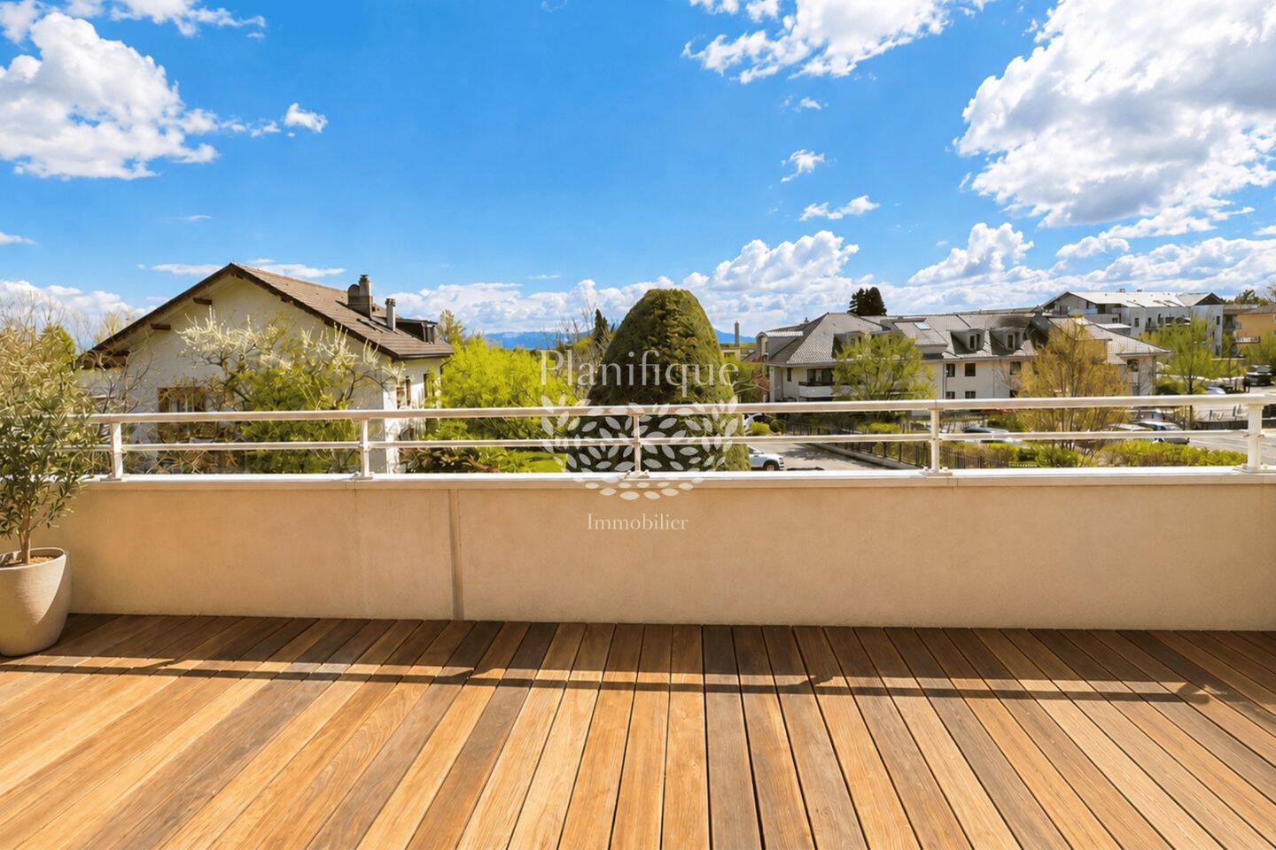 Appartement 5 pièces 146 m² · à Divonne-les-Bains · 146 m² · 895 000 €