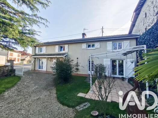 Maison à vendre 169 000 € 5 pièces 3 chambres 177 m² 547 m² de terrain Soulaines-Dhuys 10200