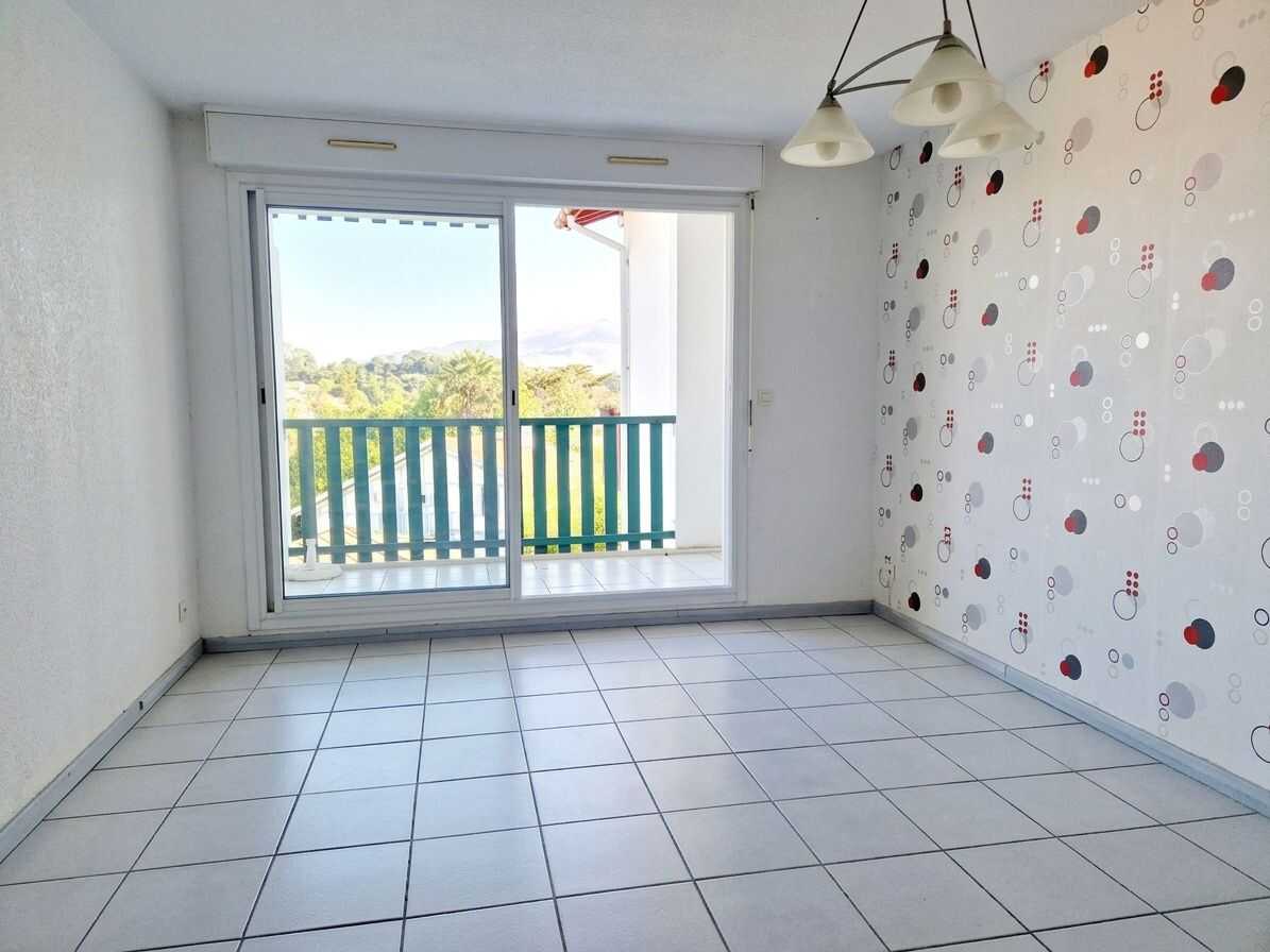 Appartement 3 pièces 42 m² · à Saint-Jean-de-Luz · 41,6 m² · 272 000 €