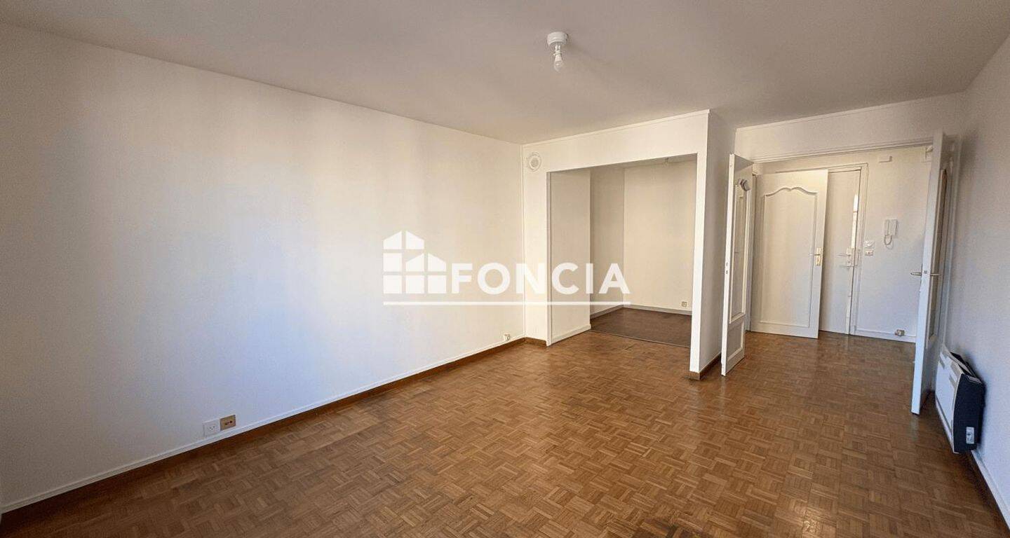 Appartement 2 pièces 59 m² · à Marseille 6ème Arrondissement · 58,7 m² · 732 €/mois