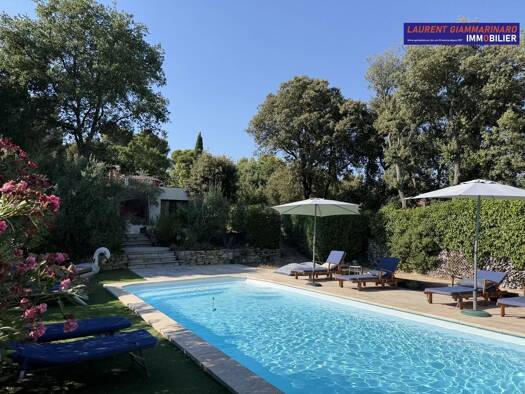 Maison à vendre 1 950 000 € 11 pièces 10 chambres 267 m² Saint-Marc-Jaumegarde 13100