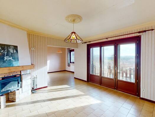 Appartement à vendre 105 000 € 1 pièce 96,9 m² La Tourette 42380