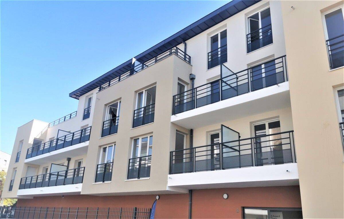 Appartement 2 pièces 38 m² · à Corbeil-Essonnes · 38 m² · 647 €/mois