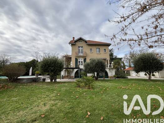 Maison à vendre 595 000 € 7 pièces 6 chambres 291 m² 9 500 m² de terrain Lisle-sur-Tarn 81310