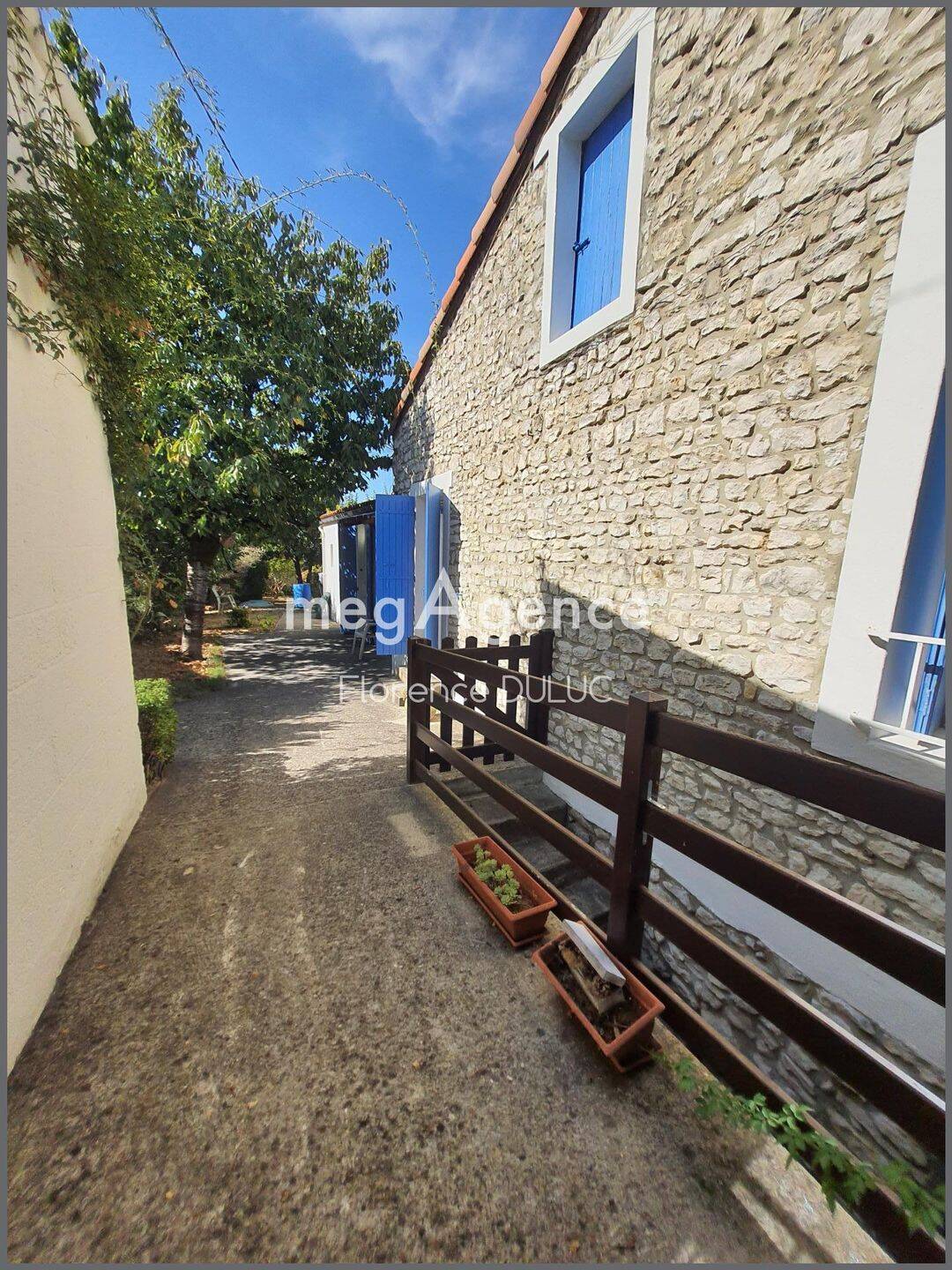Maison 3 pièces 60 m² · à Saint-Jean-d'Angély · 60 m² · 690 €/mois