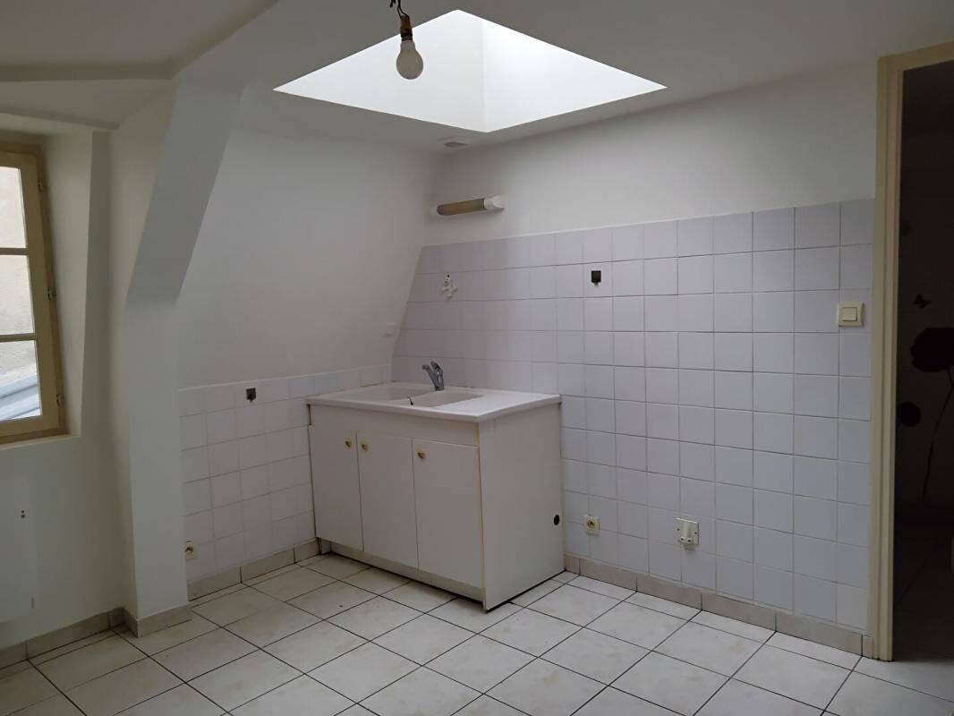 Appartement 3 pièces 40 m² · à Autun · 40 m² · 325 €