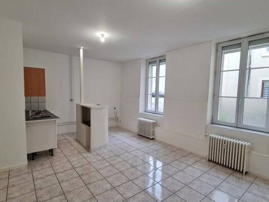 Appartement à louer 590 € 2 pièces 1 chambre 48,5 m² RDC/3 Saurupt-Clémenceau Nancy 54000