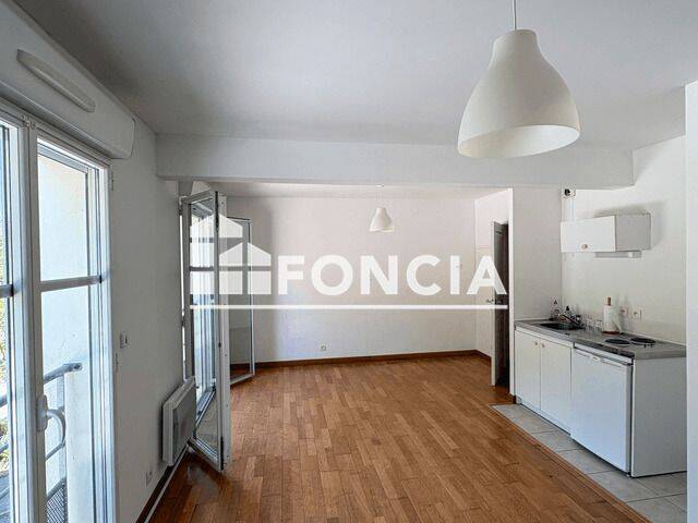 Appartement 1 pièce 33 m² · à Quimper · 32,9 m² · 443 €
