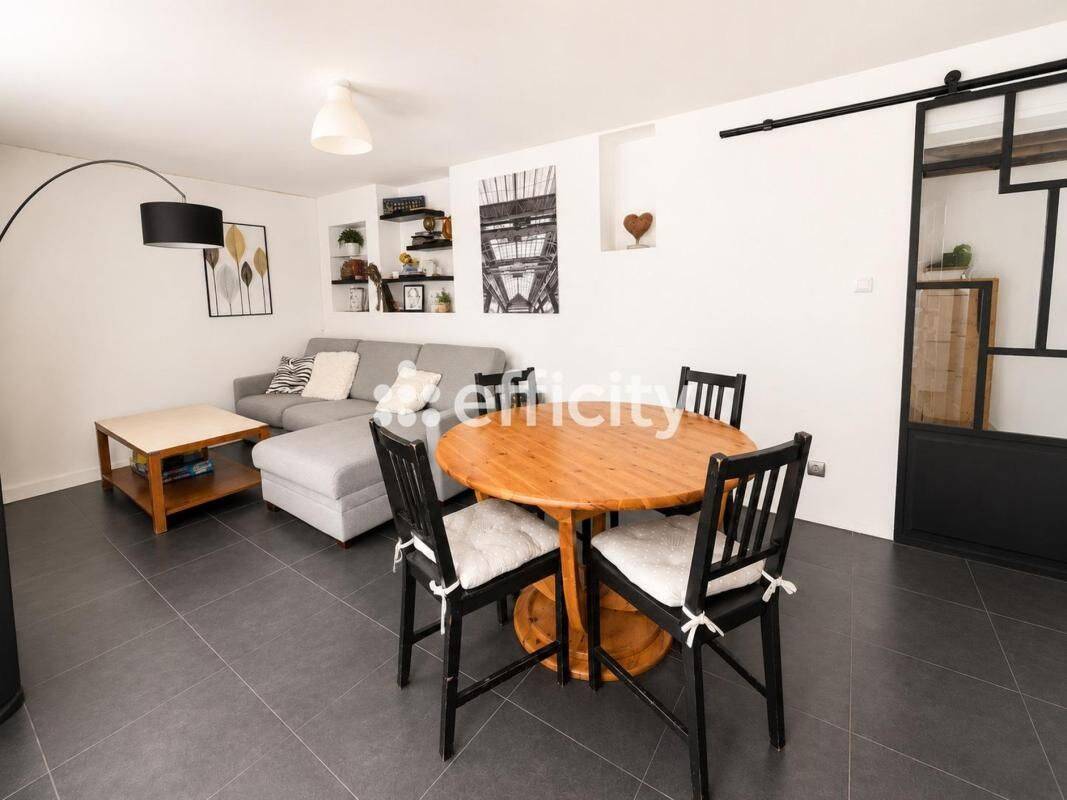 Maison 6 pièces 153 m² · à Lille · 153 m² · 295 000 €