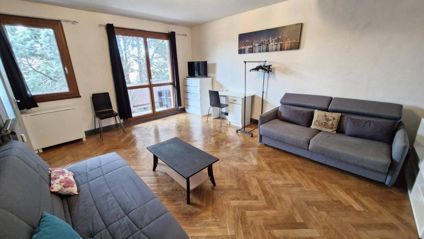 Appartement 1 pièce 33 m² · à Bron · 33 m² · 595 €/mois