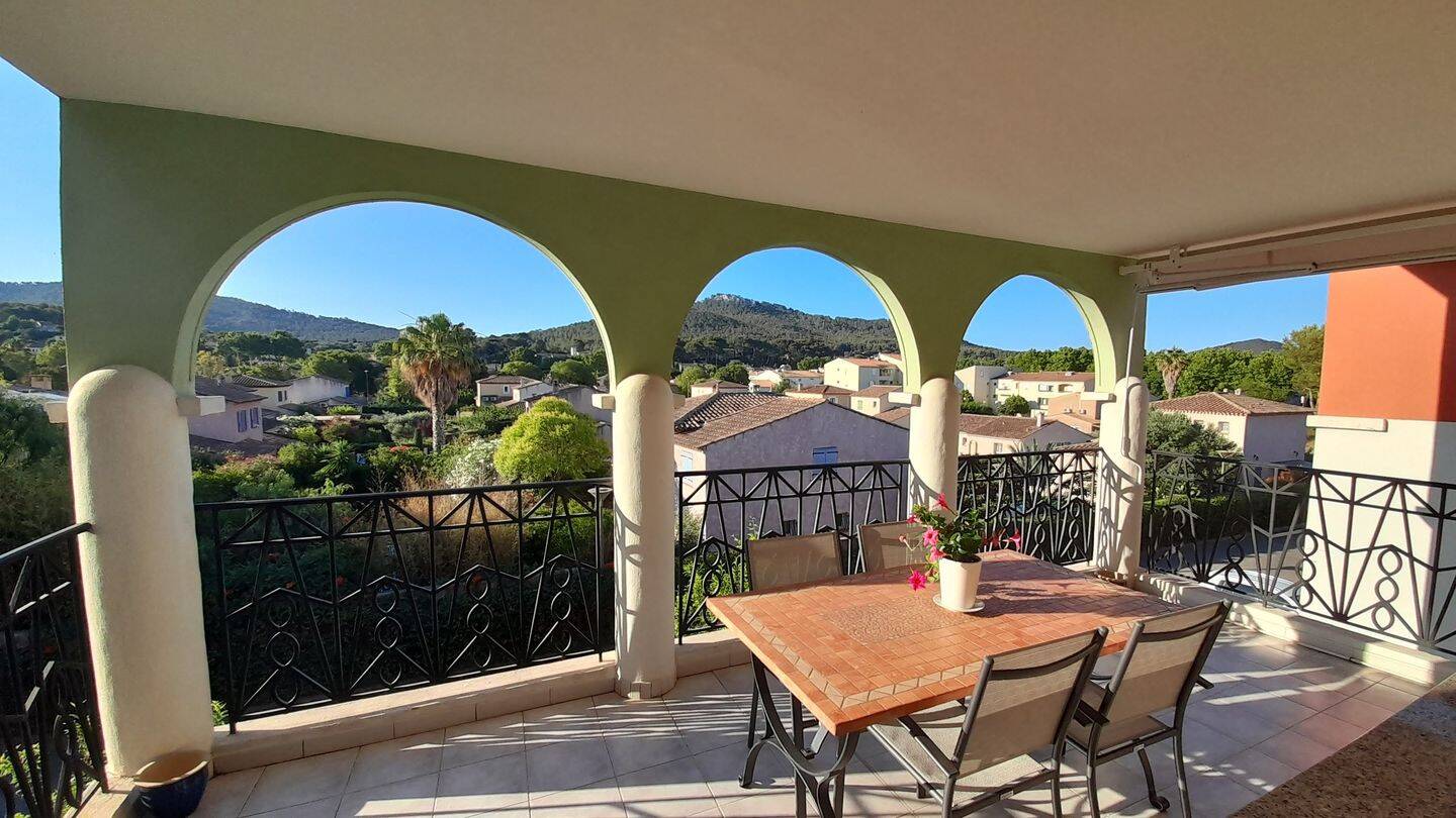 Appartement 3 pièces 63 m² à Saint-Cyr-sur-Mer