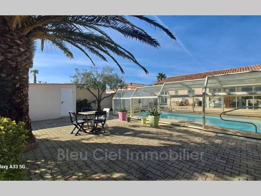 Villa à vendre 690 000 € 4 pièces 3 chambres 150 m² 676 m² de terrain Gruissan 11430