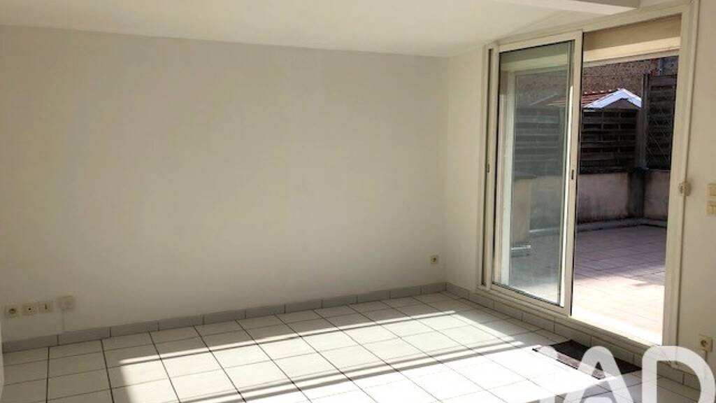 Appartement à vendre 96 000 € 3 pièces 1 chambre 60,4 m² Étage 1/2 Bidee Châlons-en-Champagne 51000